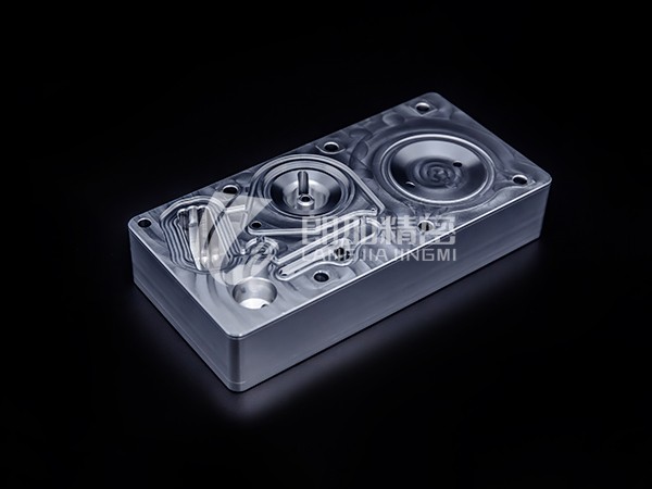 CNC加工光學設備